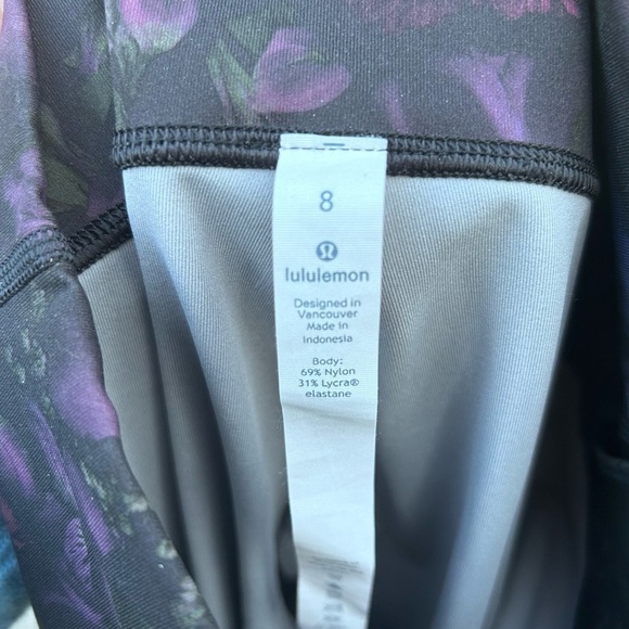 Lululemon Wunder Under Low-Rise Tight 28" | Frozen Flourish Multi | Size 8 - Picture 8 of 8